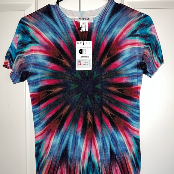🌸Desigual Women's Knitwear | T-shirt - Picture 3 of 5